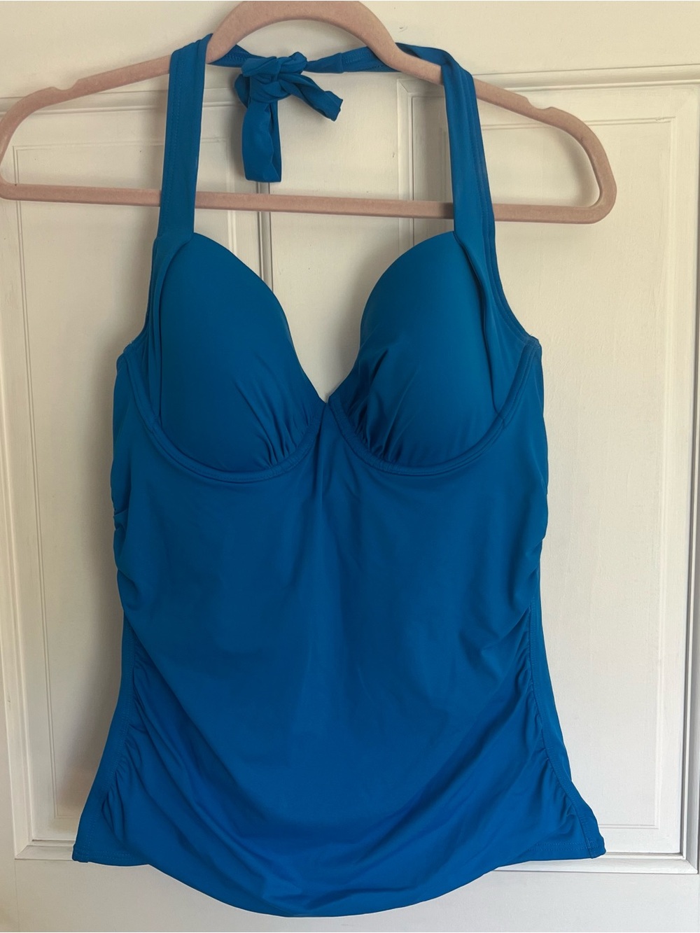 Tommy Bahama Pearl Solids
Underwire Tankini Blue
Size L D